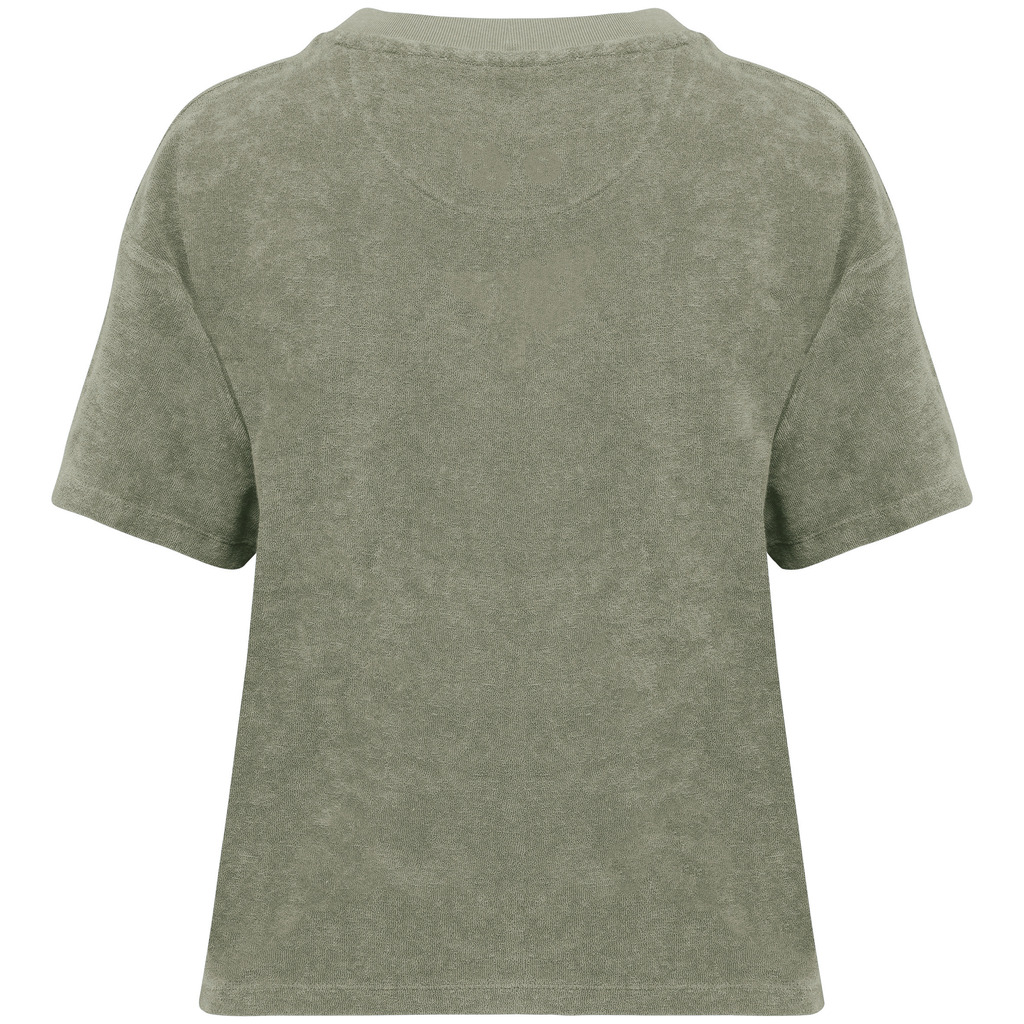 Almond-green
